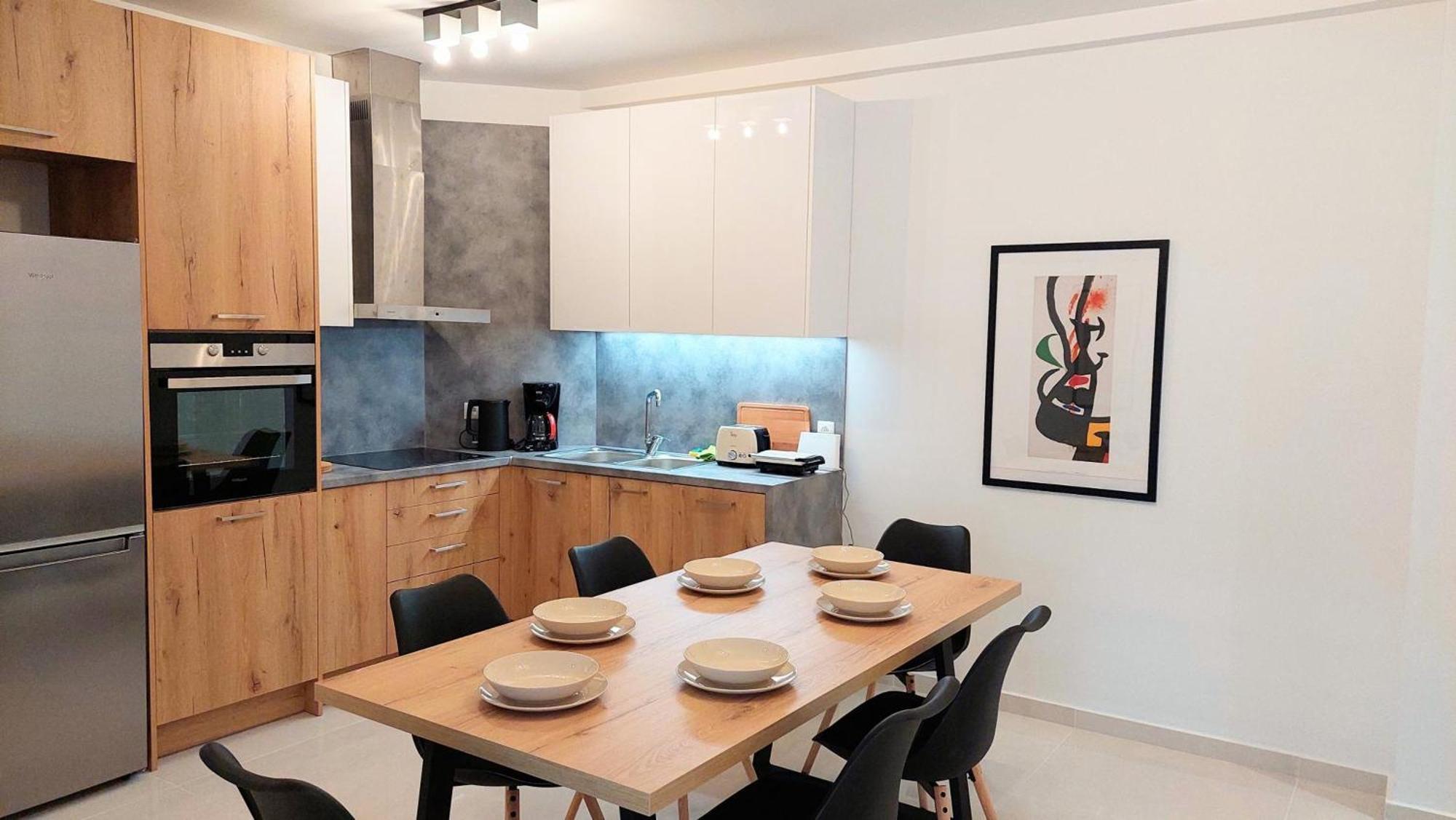 Wonderful Apartment In Acropolis Athena Bagian luar foto