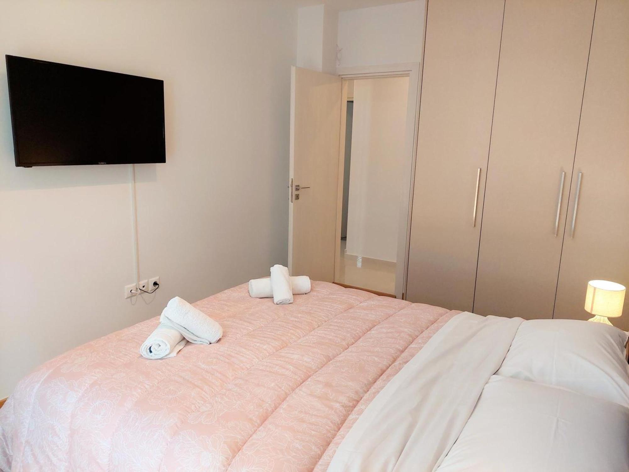 Wonderful Apartment In Acropolis Athena Bagian luar foto