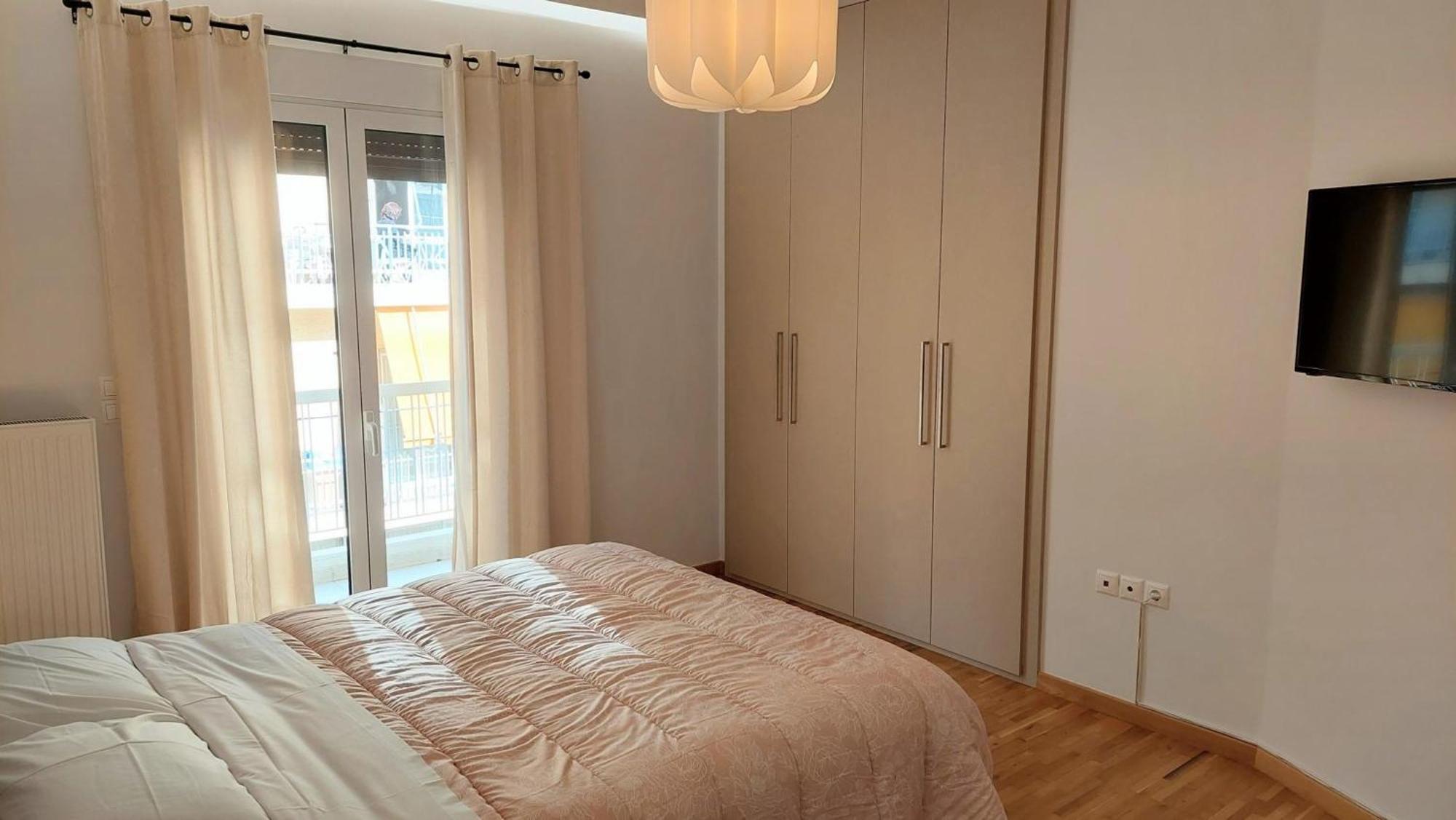 Wonderful Apartment In Acropolis Athena Bagian luar foto