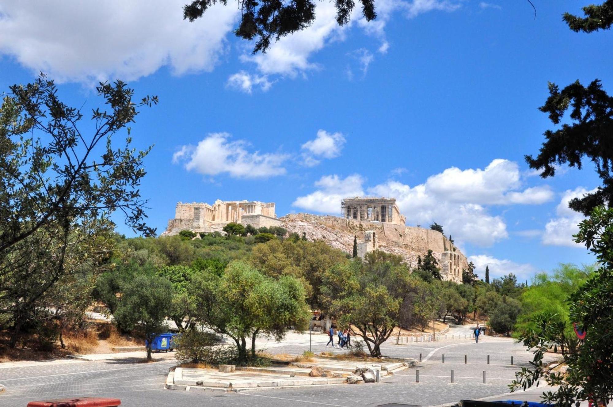 Wonderful Apartment In Acropolis Athena Bagian luar foto